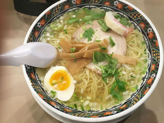 麺厨房あじさい紅店
