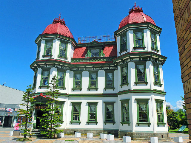 旧弘前市立図書館