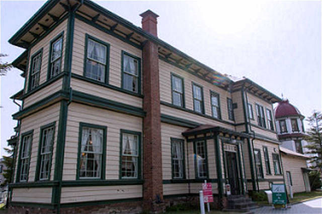 旧東奥義塾外人教師館