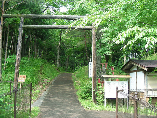 【世界遺産】金鶏山