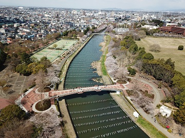 鶴生田川（二の丸橋）