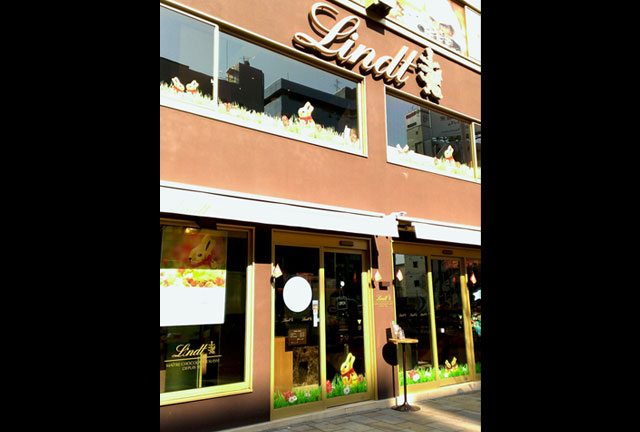 Lindt Chocolat Cafe Omotesando(リンツショコラカフェ表参道店)