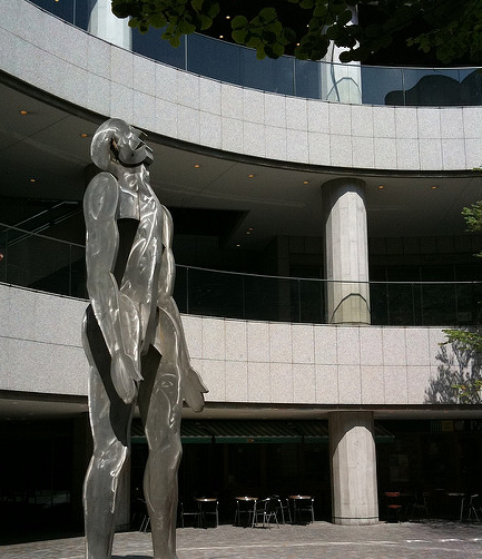 東京オペラシティ