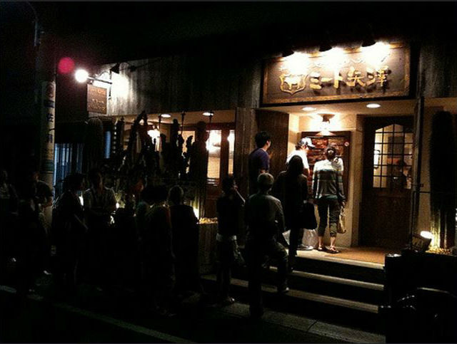 最高級黒毛和牛専門店「ミート矢澤」
