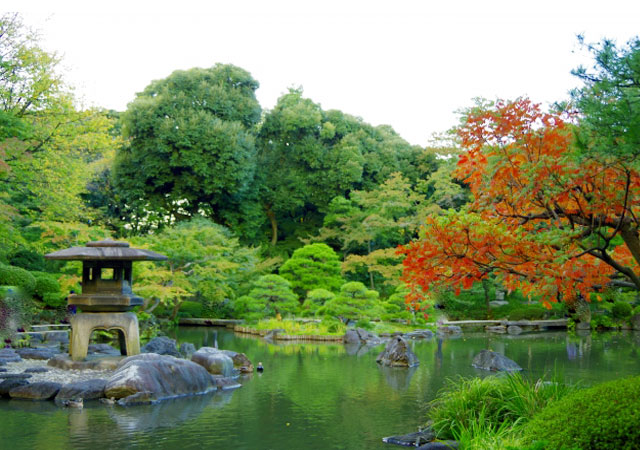 六義園