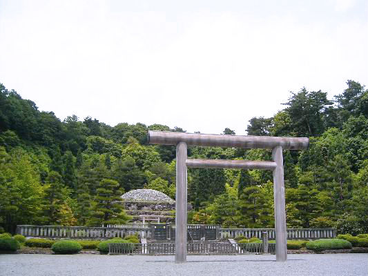 昭和天皇武蔵野陵