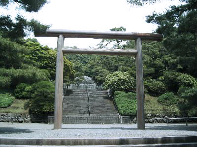 大正天皇多摩陵