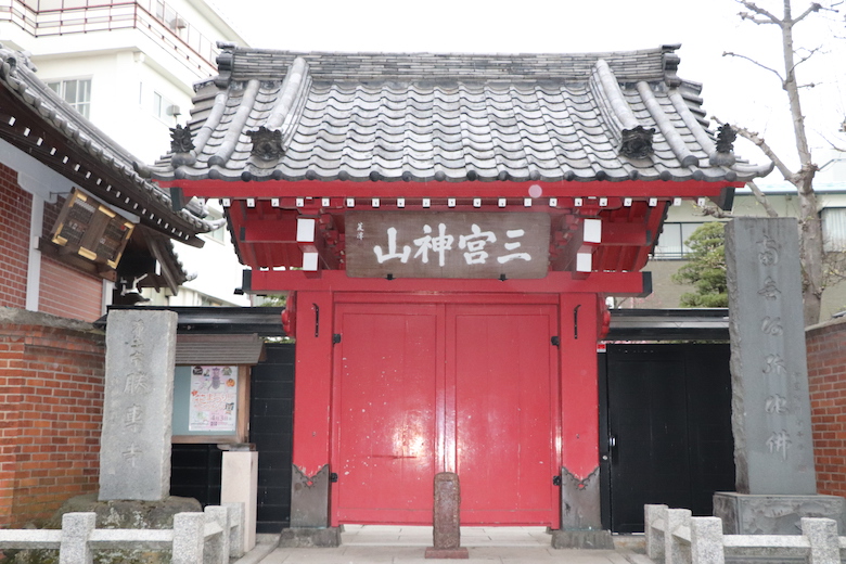 勝専寺（赤門寺）