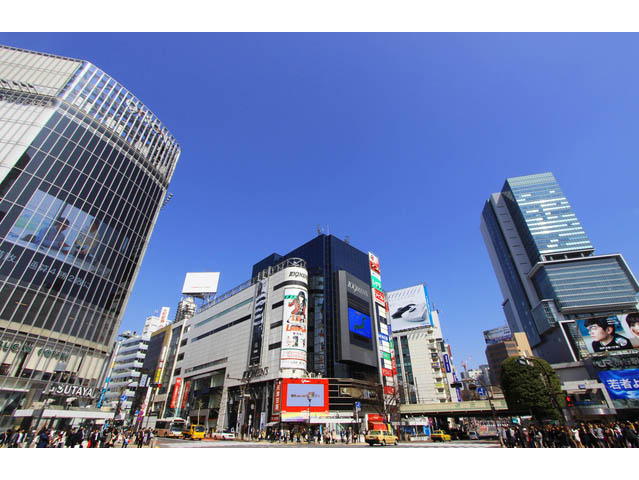 スクランブル交差点(渋谷駅前交差点)