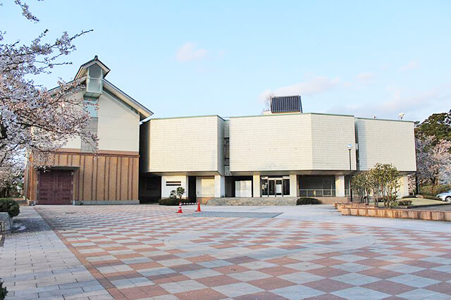 上越市立総合博物館