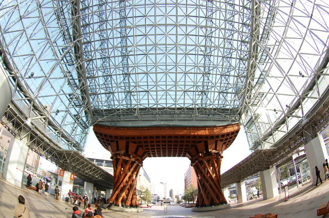 金沢駅