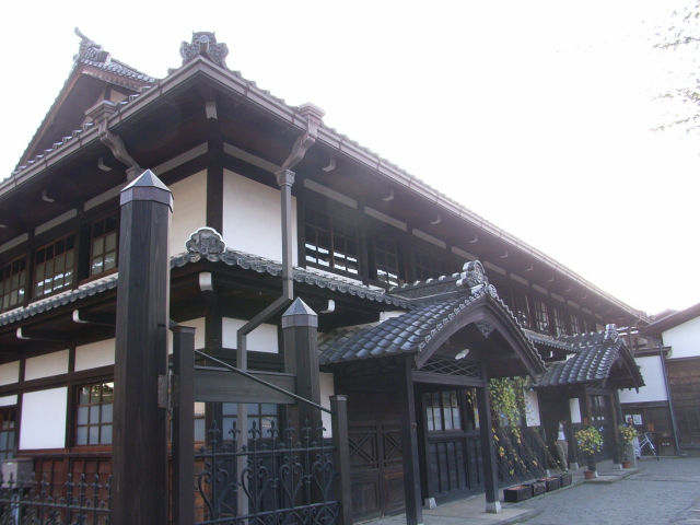 高山市政記念館