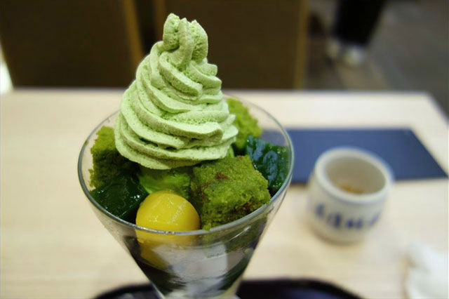 茶寮都路里 本店