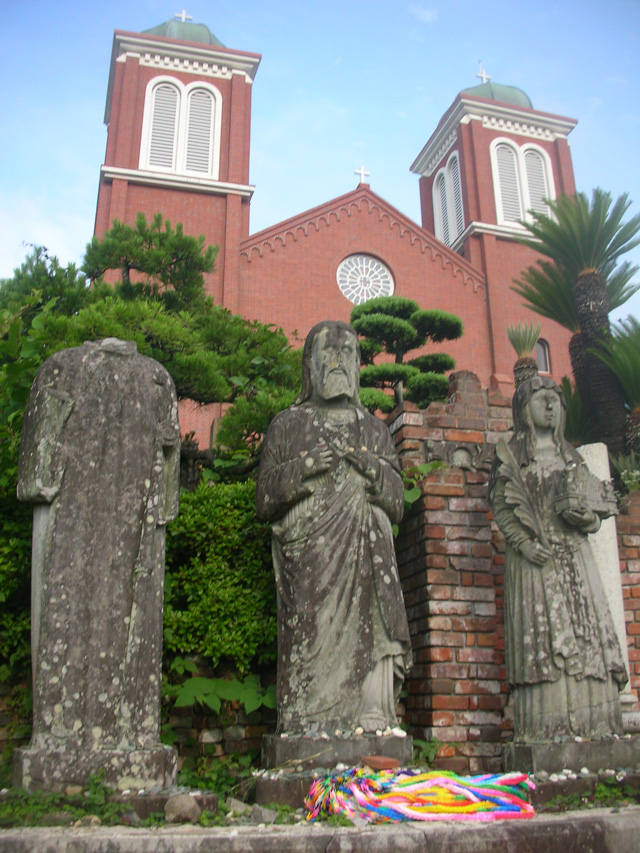 アンゼラスの鐘の丘を訪ねて-原爆落下中心地・平和公園から浦上天主堂