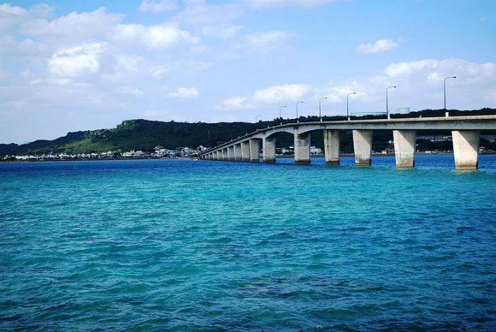 浜比嘉大橋