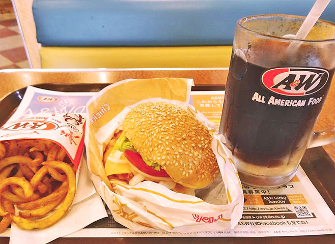 A&W うるま安慶名店