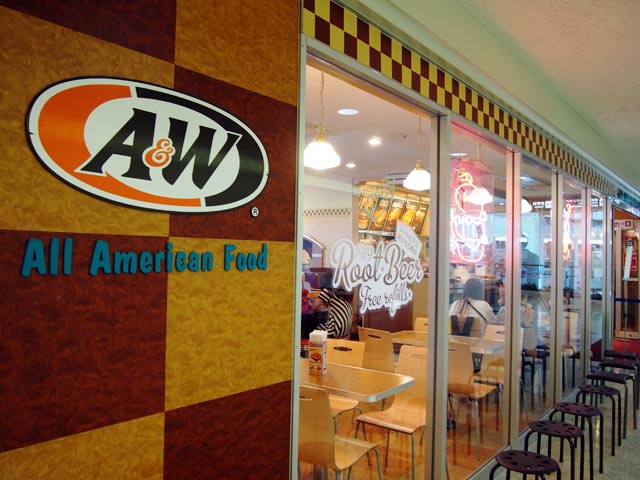 A&W(エーアンドダブリュー) 那覇空港店