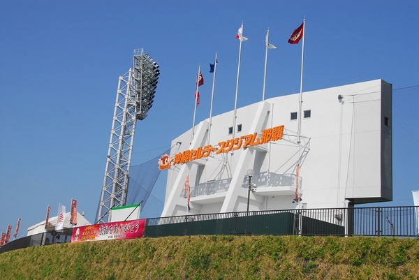 沖縄セルラースタジアム那覇